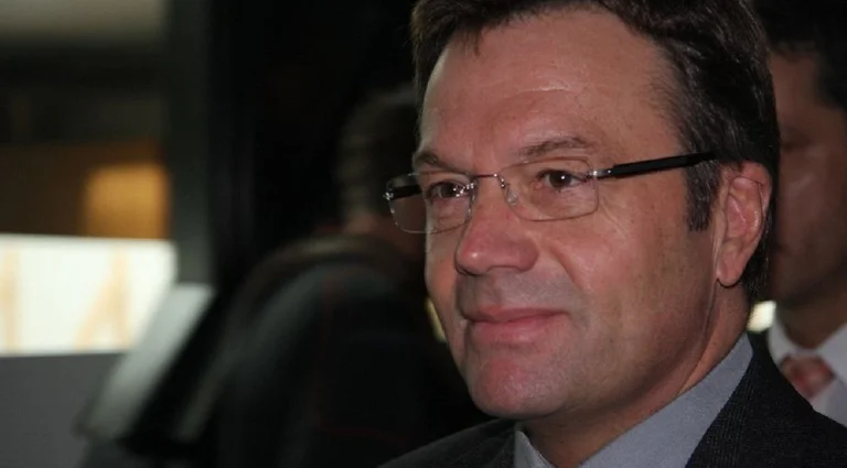 Vorschaubild: Landtagswahl Tirol: ÖVP gewinnt dazu, SPÖ und FPÖ im Rennen um Platz zwei