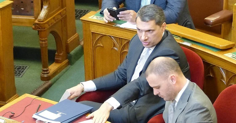 Vorschaubild: Wirbel um Facebook-Video: Ungarischer Minister legt nach