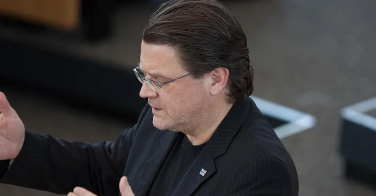 Vorschaubild: AfD-Antrag im Bundestag: Deutsch als Landessprache verankern