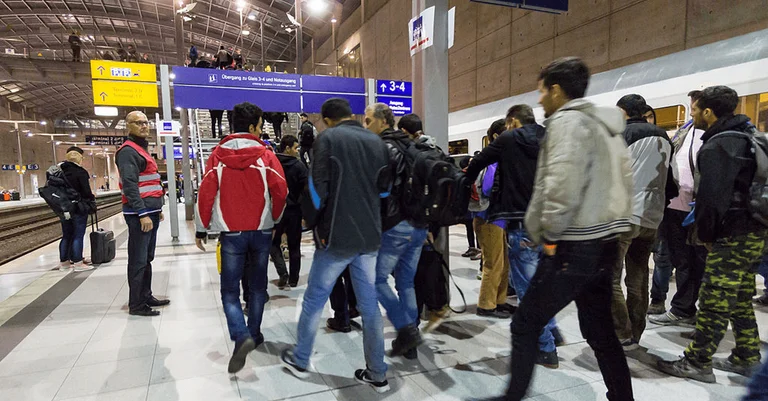 Vorschaubild: EU-Umsiedlungsprogramm: Deutschland holt 10.000 Migranten