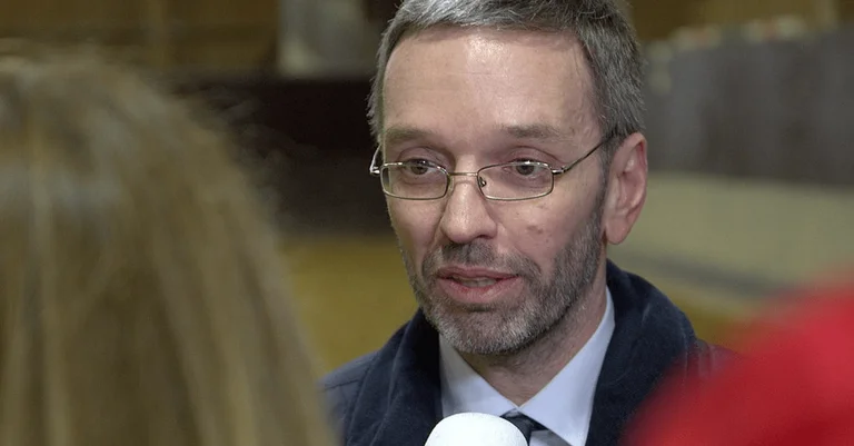 Vorschaubild: „Wiener Prozess“: Kickl will EU-Sicherheitsunion