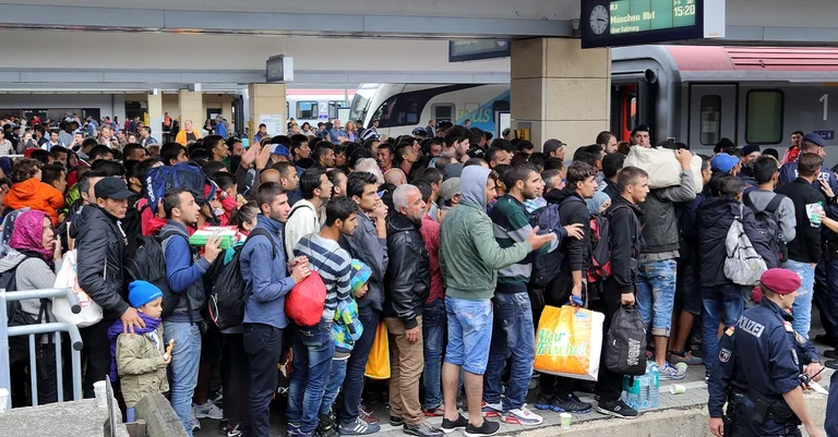 Vorschaubild: Grüne in Wien und Graz wollen mehr Migranten aufnehmen