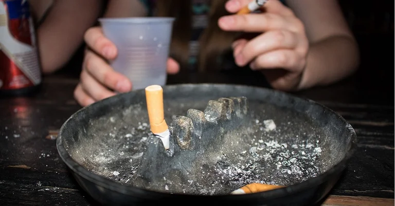 Vorschaubild: Nach Regierungsende: NEOS und JETZT wollen Rauchverbot forcieren