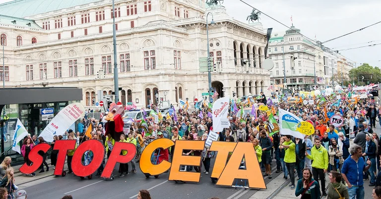 Vorschaubild: CETA: Nationalrat beschließt umstrittenes Freihandelsabkommen