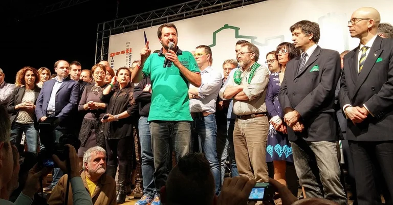 Vorschaubild: Regierung in Italien: Lega-Chef Salvini Innenminister und Vizepremier