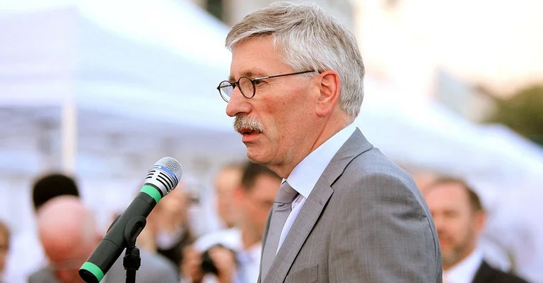 Vorschaubild: Wegen Sarrazin-Rauswurf: SPD erntet Kritik aus allen Richtungen