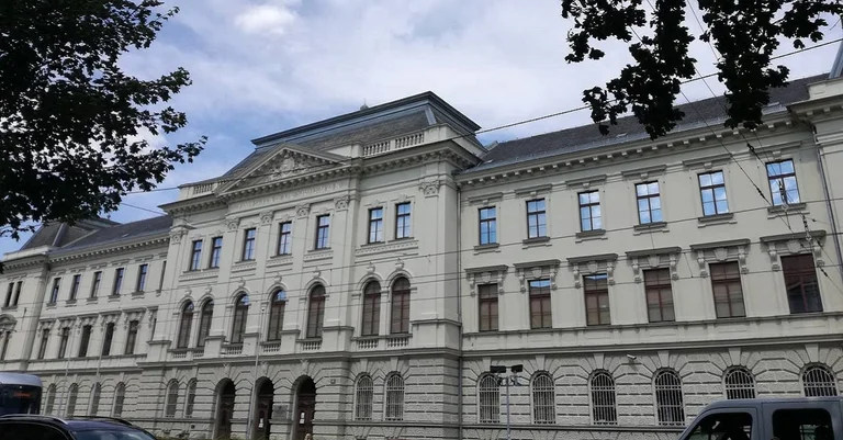 Vorschaubild: „Kalifat von Medina bis Graz“: Erneuter Dschihadistenprozess in Graz