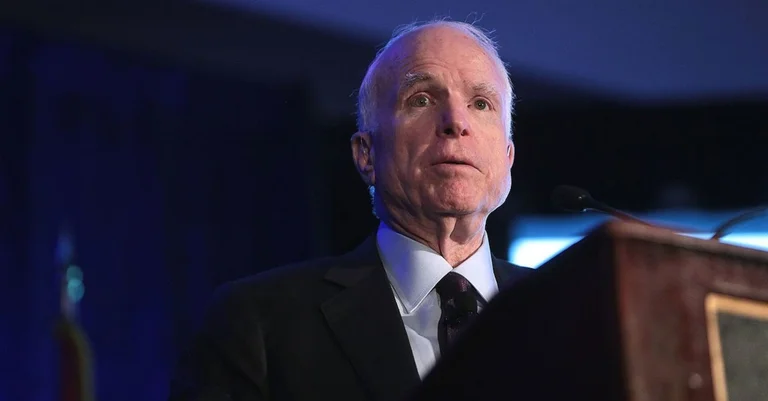 Vorschaubild: Unerwünscht: Trump darf nicht an McCains Beerdigung teilnehmen