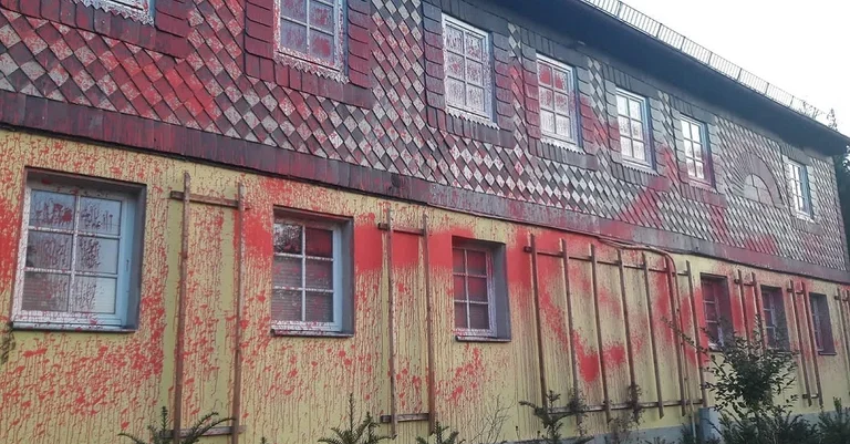 Vorschaubild: Dresden: Linksextreme Farbanschläge auf Patrioten