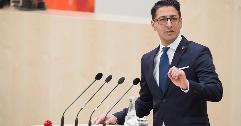 Vorschaubild: SPÖ fordert Rücktritt von VP-Dönmez wegen umstrittenen Tweets