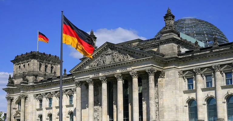 Vorschaubild: Petitionen zum Migrationspakt nicht veröffentlicht: Entscheidung lediglich vertagt