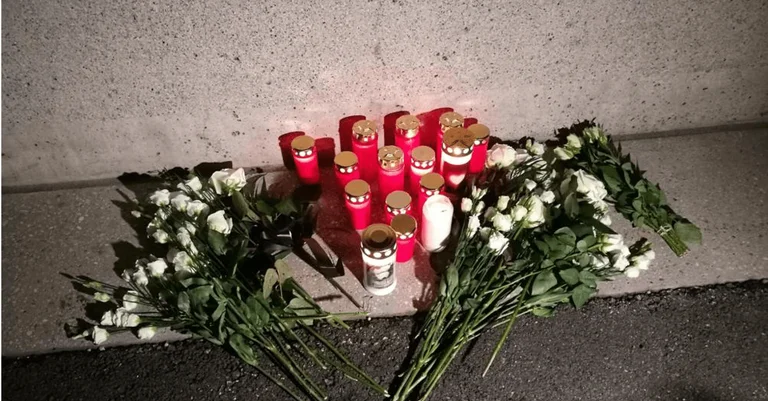 Vorschaubild: Mahnwache nach Mädchenmord in Steyr