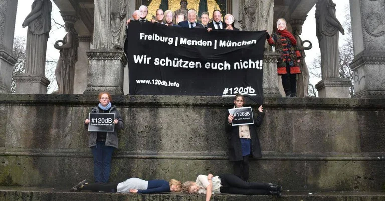 Vorschaubild: #120db protestiert gegen Folgen „unkontrollierter Masseneinwanderung“