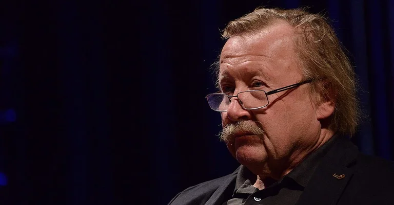 Vorschaubild: Sloterdijk über das Recht, Angela Merkel zu kritisieren