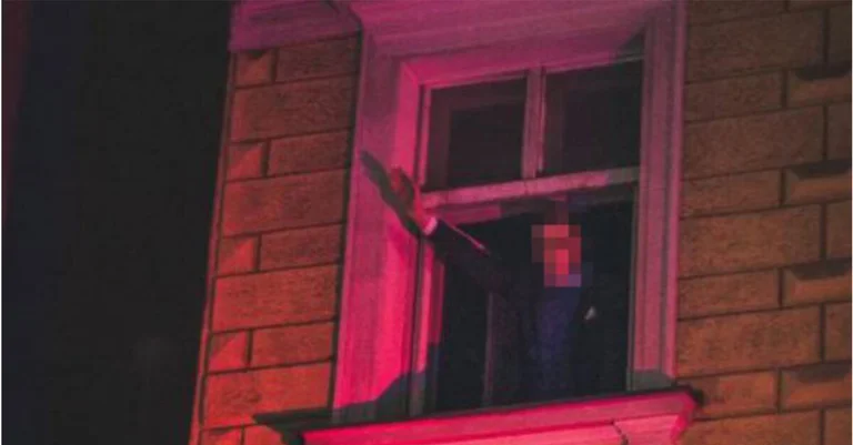 Vorschaubild: Kein Hitlergruß: Burschenschafter weist Vorwürfe zurück