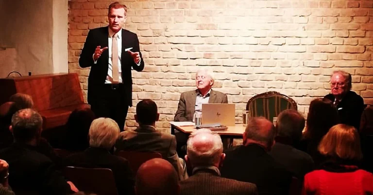 Vorschaubild: Migrationspakt-Nein: AfD-Bystron lobt Österreichs „Leuchtturmfunktion“