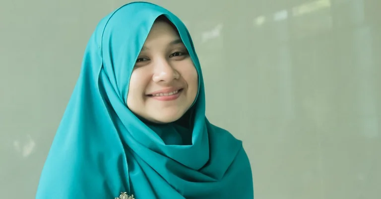 Vorschaubild: Kopftuch: Linnemann (CDU) fordert Verbot für Mädchen unter 14 Jahren