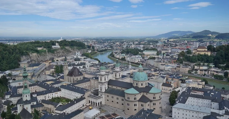 Vorschaubild: Salzburg-Wahl: ÖVP feiert deutlichen Sieg