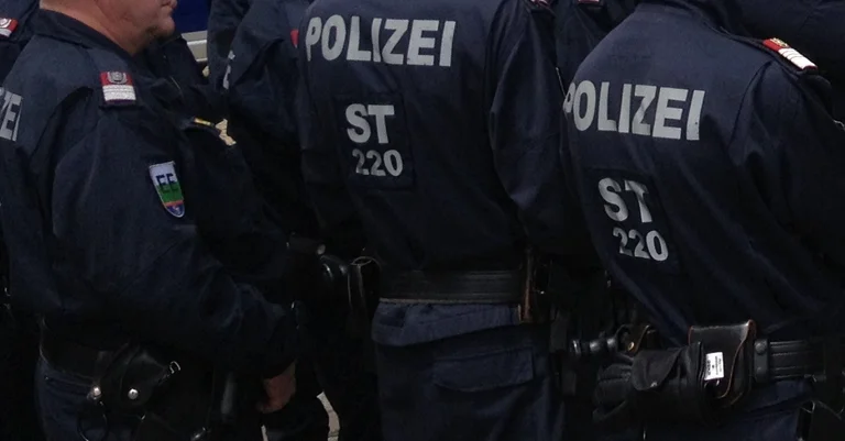 Vorschaubild: Polizeigewerkschaften verärgert über geplante Impfkontrollaufgabe