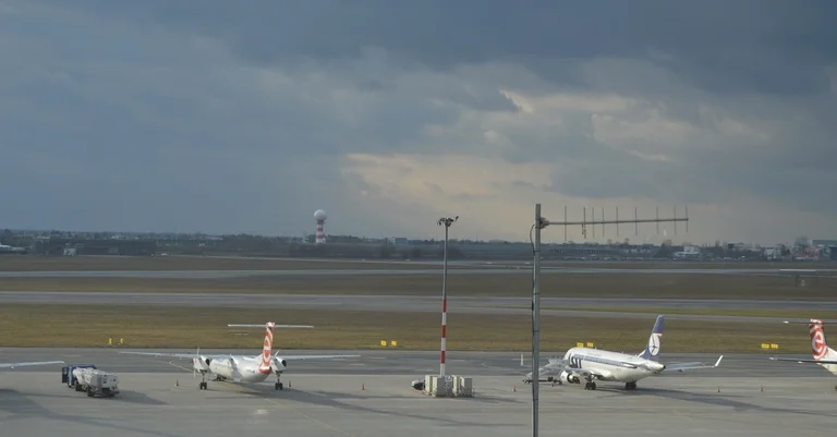 Vorschaubild: Deutschland: IS-Anhängerin mit Kindern zurückgekehrt