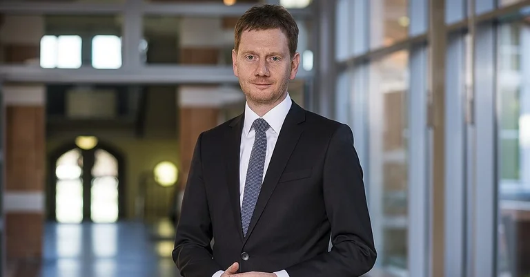 Vorschaubild: Abmahnung zugeschickt: AfD geht gegen Sachsens Ministerpräsidenten vor