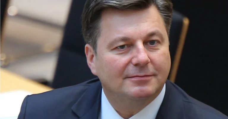 Vorschaubild: Berlin: Muslimbrüder sollen militante Salafisten ‚deradikalisieren‘