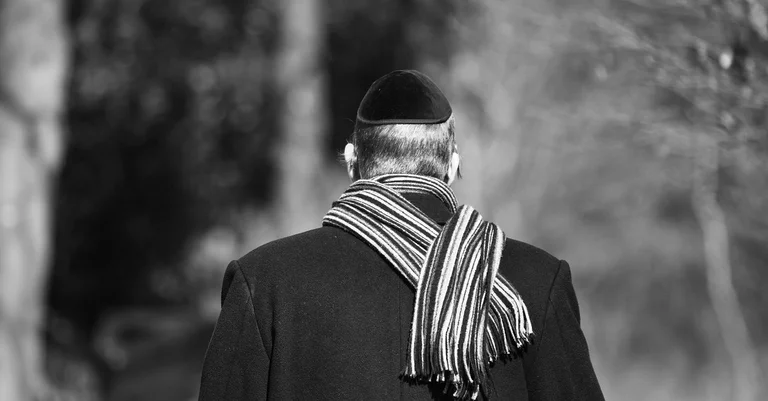 Vorschaubild: Antisemitismusbeauftragter fordert solidarisches Kippa-Tragen