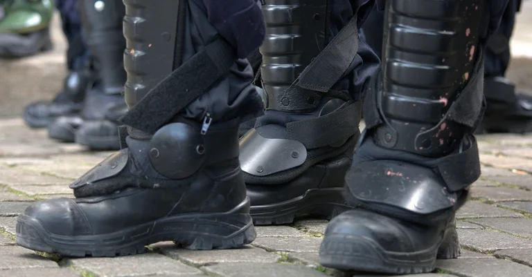 Vorschaubild: In mehreren Städten: Ausschreitungen bei Demonstrationen zum 1. Mai