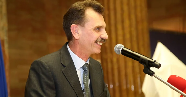 Vorschaubild: Oberösterreich: FPÖ nominiert Maler Wiesinger für Landeskulturbeirat