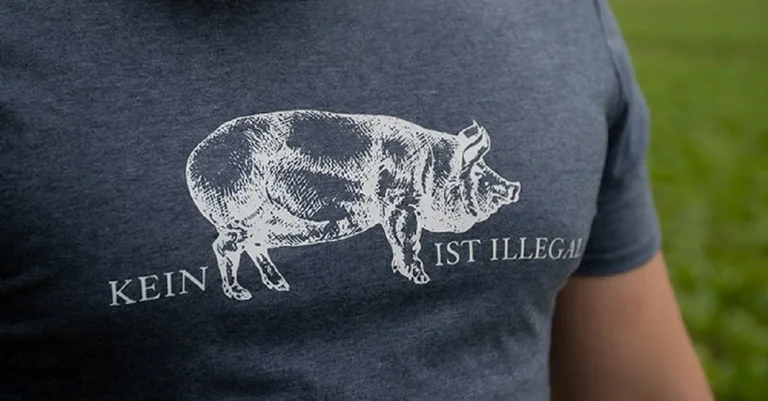 Vorschaubild: ‚Phalanx Europa‘: Patriotisches Modelabel präsentiert Sommerkollektion