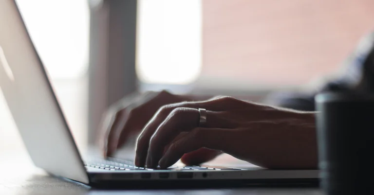 Vorschaubild: Fall Lübcke: Deutschlandweite Razzien wegen Hasspostings