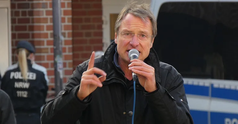 Vorschaubild: Islamkritiker Stürzenberger zu Bewährungsstrafe verurteilt