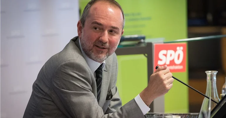 Vorschaubild: Bezeichnung ‚rechtsradikal‘: alles roger? beruft gegen „unhaltbares Urteil“