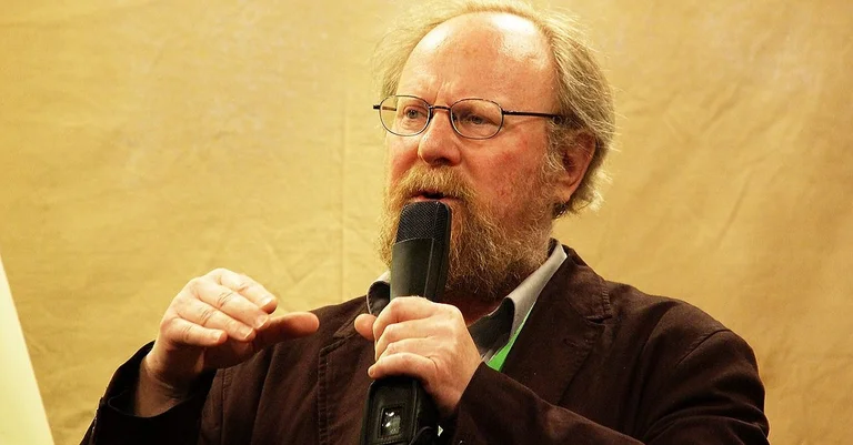 Vorschaubild: Ex-Bundestagspräsident Thierse (SPD) warnt Ostdeutsche vor AfD-Wahl