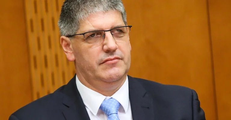 Vorschaubild: Slowenischer Innenminister für Grenzpatrouillen statt Grenzkontrollen