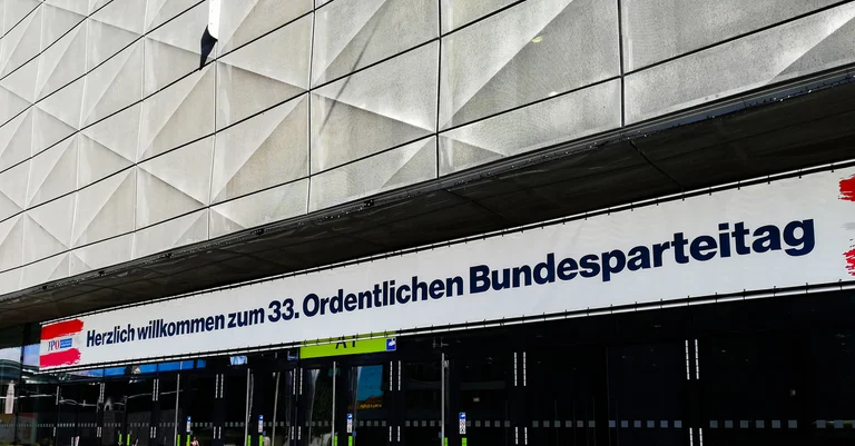 Vorschaubild: Neues von rechts: Höcke, FPÖ-Parteitag & Sellner bei Fellner