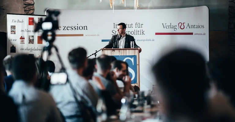 Vorschaubild: IfS-Leiter Lehnert: „Das eigentliche Ziel ist die AfD“