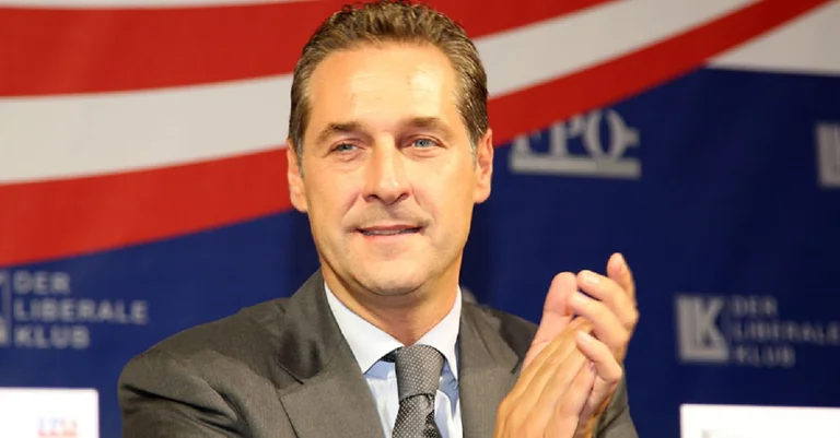 Vorschaubild: Nach Festnahme: Wiener FPÖ schließt Straches Ex-Leibwächter aus