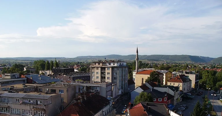 Vorschaubild: Vučjak: Bürgermeister stoppt Versorgung des überfüllten Migrantenlagers