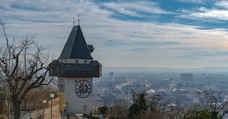 Vorschaubild: FPÖ empört: „Kommunistischer Angriff auf Grazer Stadtgeschichte“
