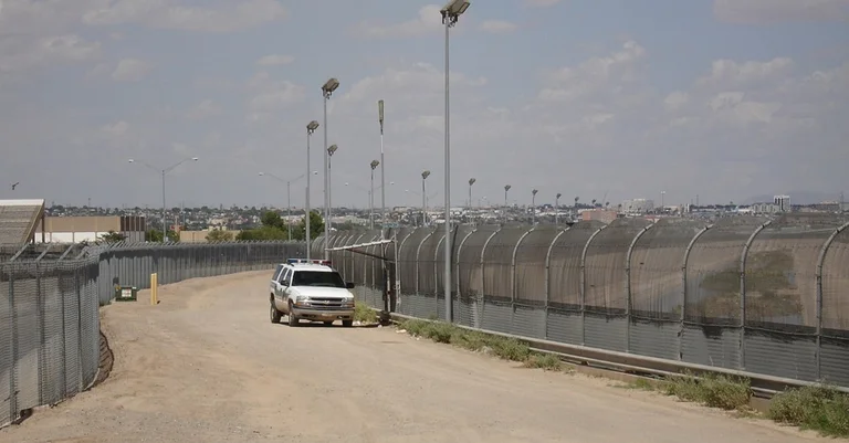 Vorschaubild: Mexiko: Militärpolizei stoppt Migranten-Karawane Richtung USA