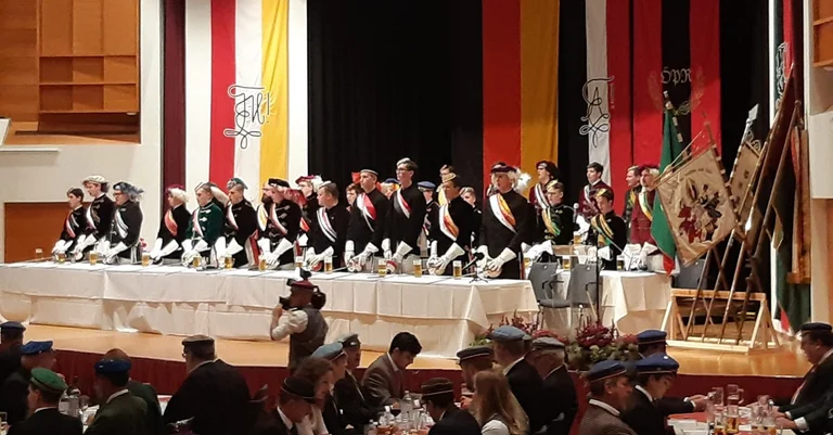 Vorschaubild: Neues von rechts: ÖPR-Burschentag, Vorträge & neue Kaplaken