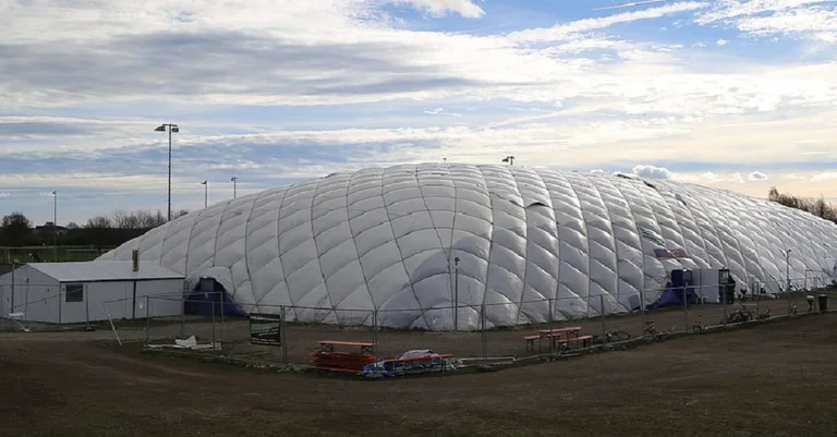 Vorschaubild: Tirol: Landtag nimmt Asylbetreuung in U-Ausschuss unter die Lupe
