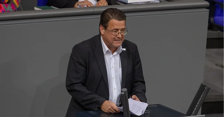 Vorschaubild: Bundestag: Rechtsausschuss wählt Brandner (AfD) als Vorsitzenden ab