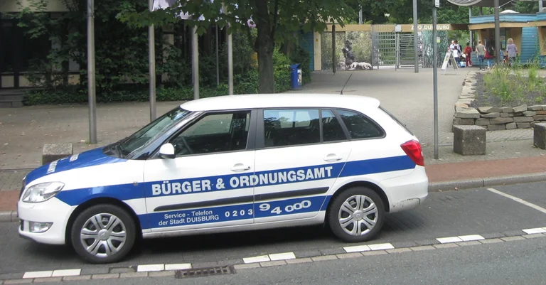 Vorschaubild: Wegen Übergriffen: Ordnungsamt Düsseldorf will Schlagstöcke einsetzen