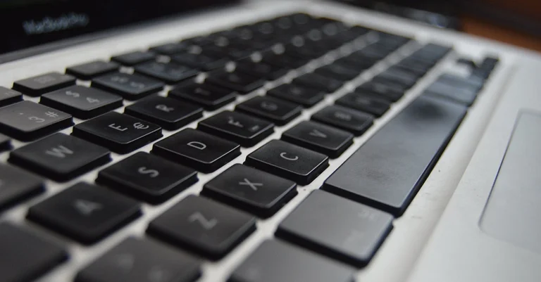 Vorschaubild: Provider sollen künftig IP-Adressen angeblicher Rechtsextremer melden