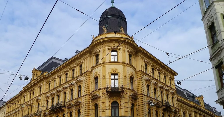 Vorschaubild: "Linz gegen Rechts" demonstriert heute gegen den Burschenbundball