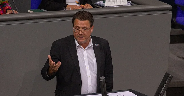 Vorschaubild: AfD-Abgeordneter veröffentlicht offenen Brief an Verfassungsschutz-Chef