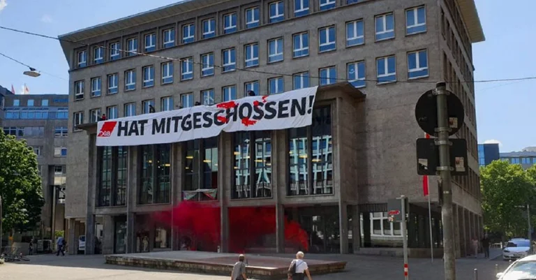 Vorschaubild: Identitäre werfen Gewerkschaftsbund Mitschuld an Antifa-Überfall vor