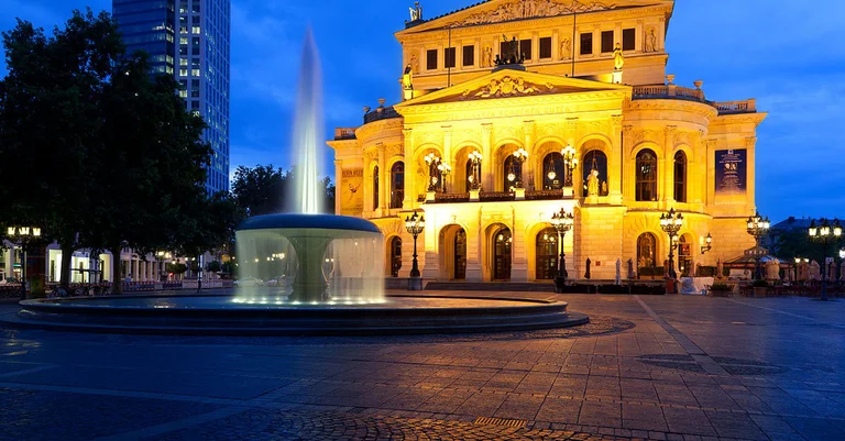 Vorschaubild: Nach Krawallen in Frankfurt: Aufenthalts- und Betretungsverbote kommen